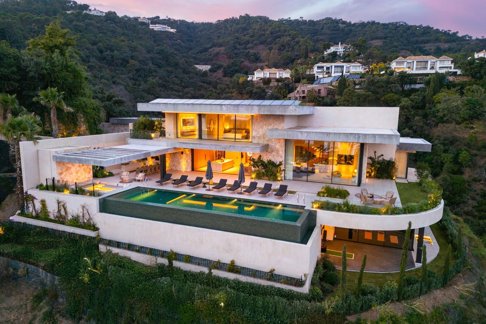 Comprar una villa en Benahavís